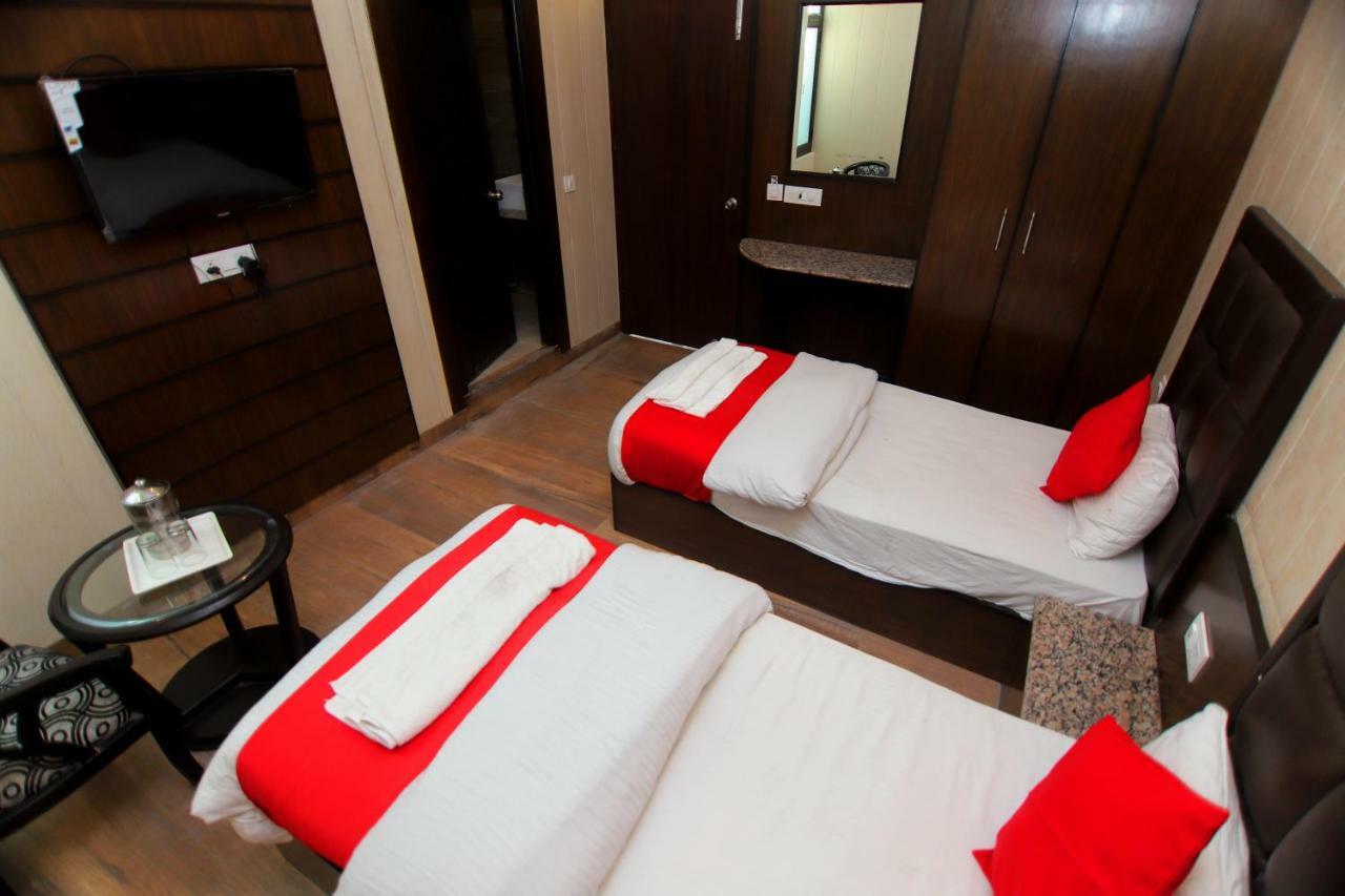 Hotel Sk International Rišikéš Exteriér fotografie