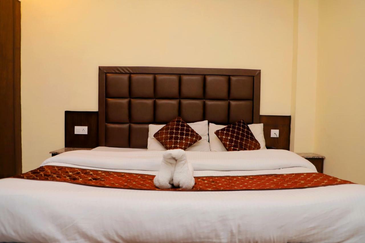 Hotel Sk International Rišikéš Exteriér fotografie